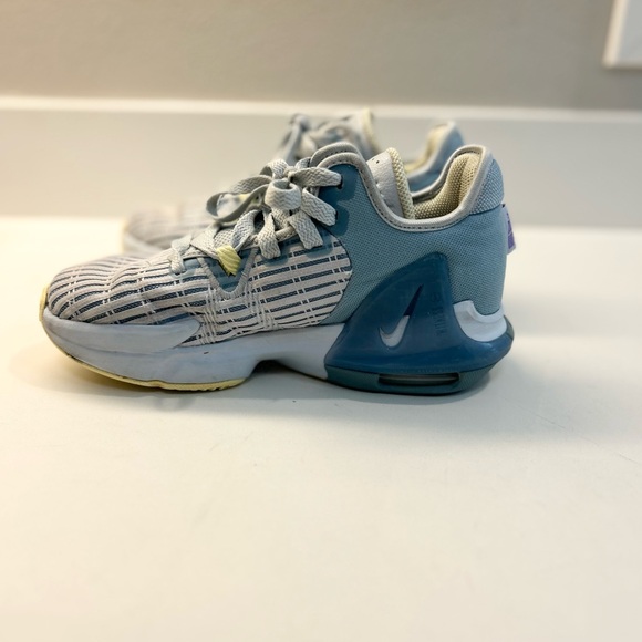 Nike Kids' Grade School LeBron Witness 6 Basketball Shoes Size 3.5Y - Picture 5 of 10